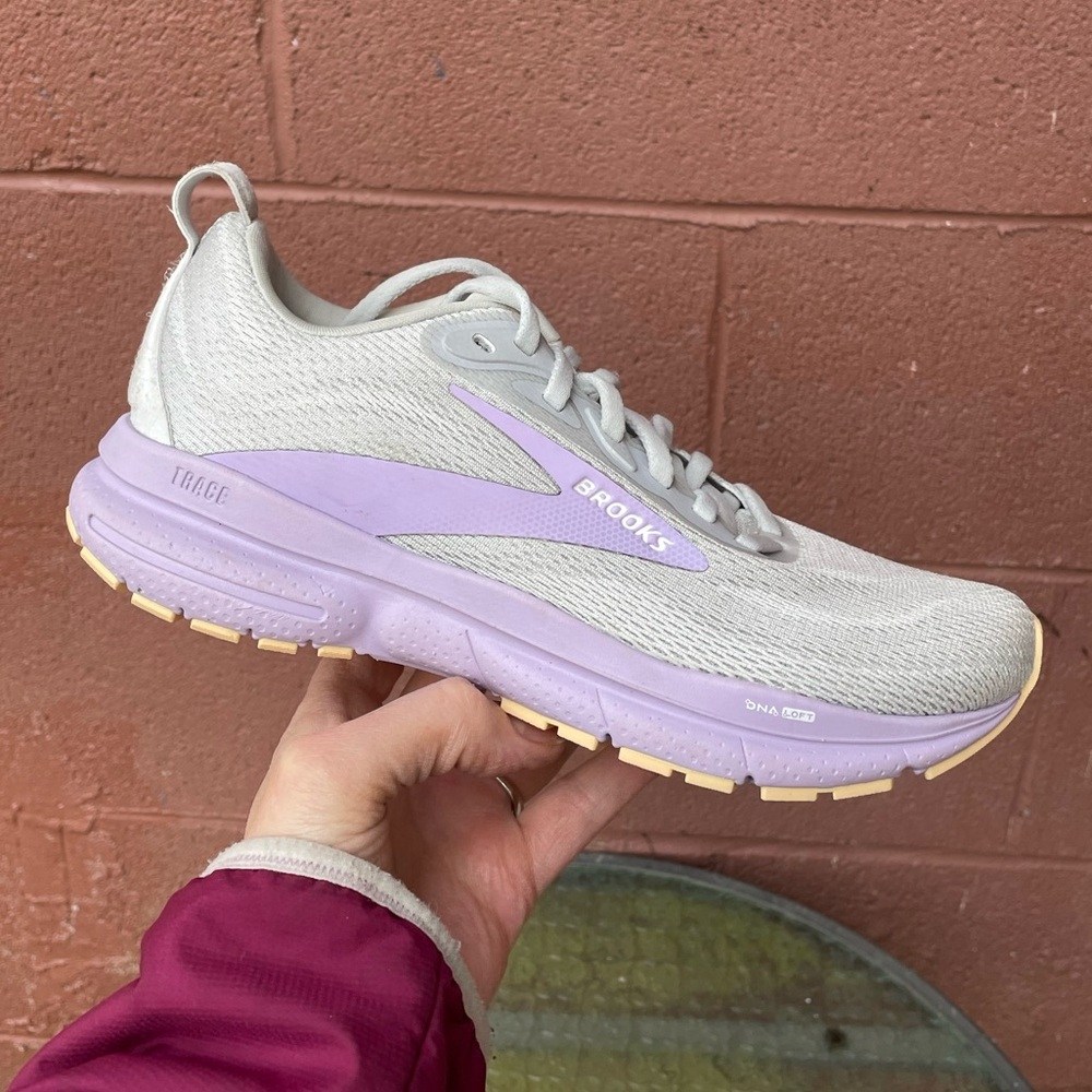 New Brooks Trace 4 Running Shoes Size 5